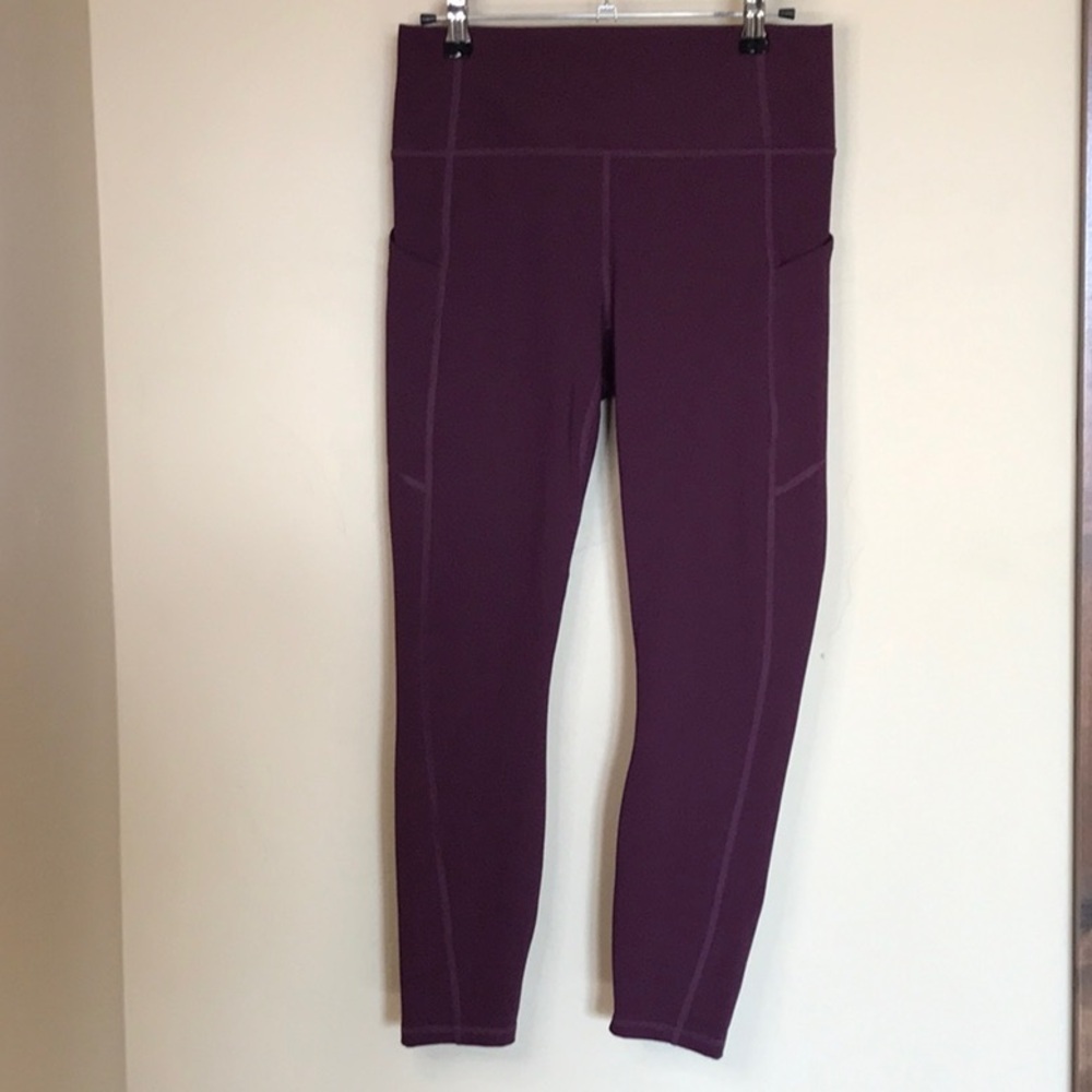 Fabletics burgundy high waist leggings with stash pockets Sz S/M